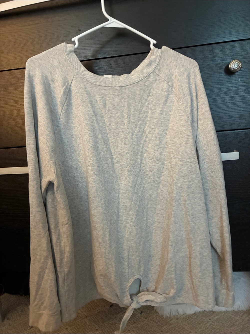 Women's Light Gray Tie-Hem Long Sleeve Top
